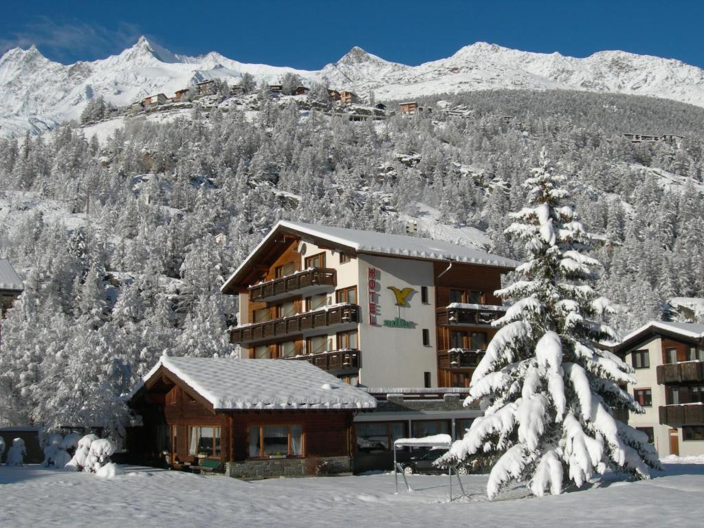 Hotel Adler Saas-Grund Zimmer foto